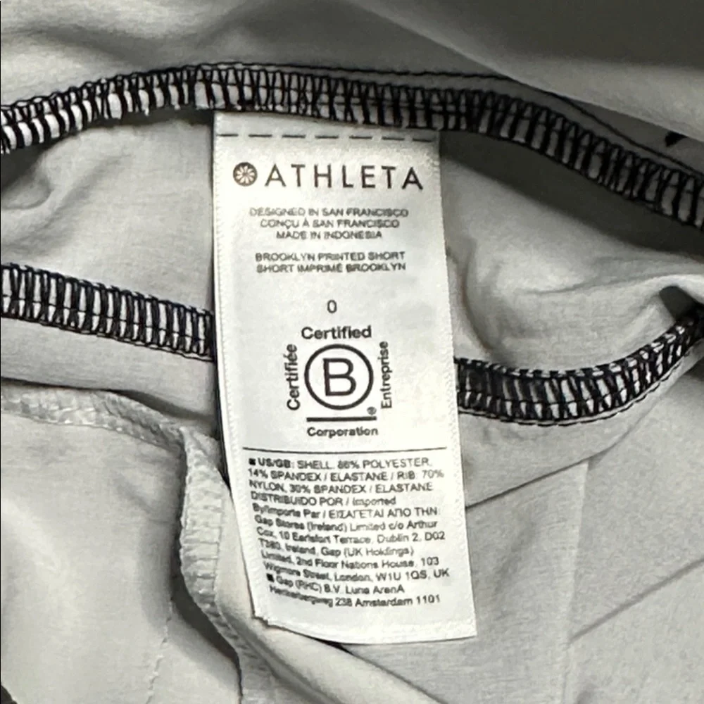Athleta 4” brooklyn